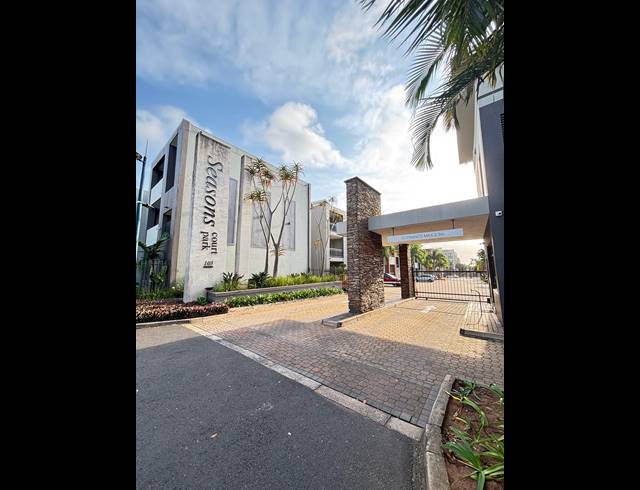 3 BEDROOM APARTMENT FOR SALE IN UMHLANGA RIDGE